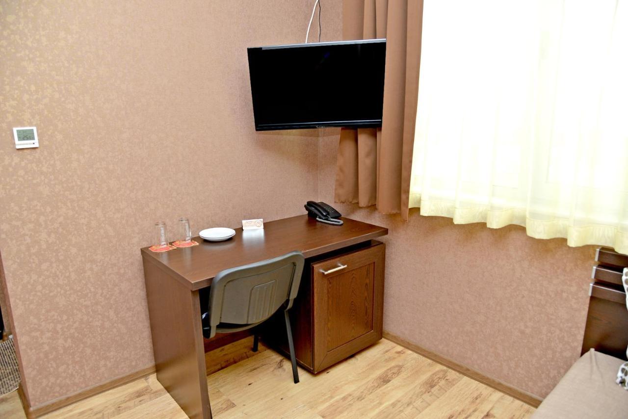 Dream Hotel Сливен Экстерьер фото