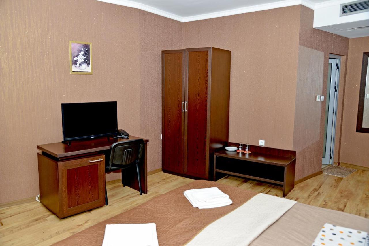 Dream Hotel Сливен Экстерьер фото